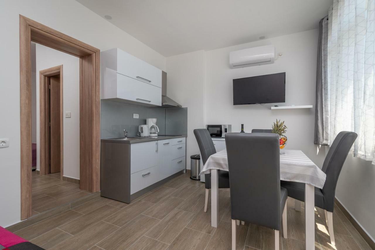 Apartman Niksi Трогір Екстер'єр фото