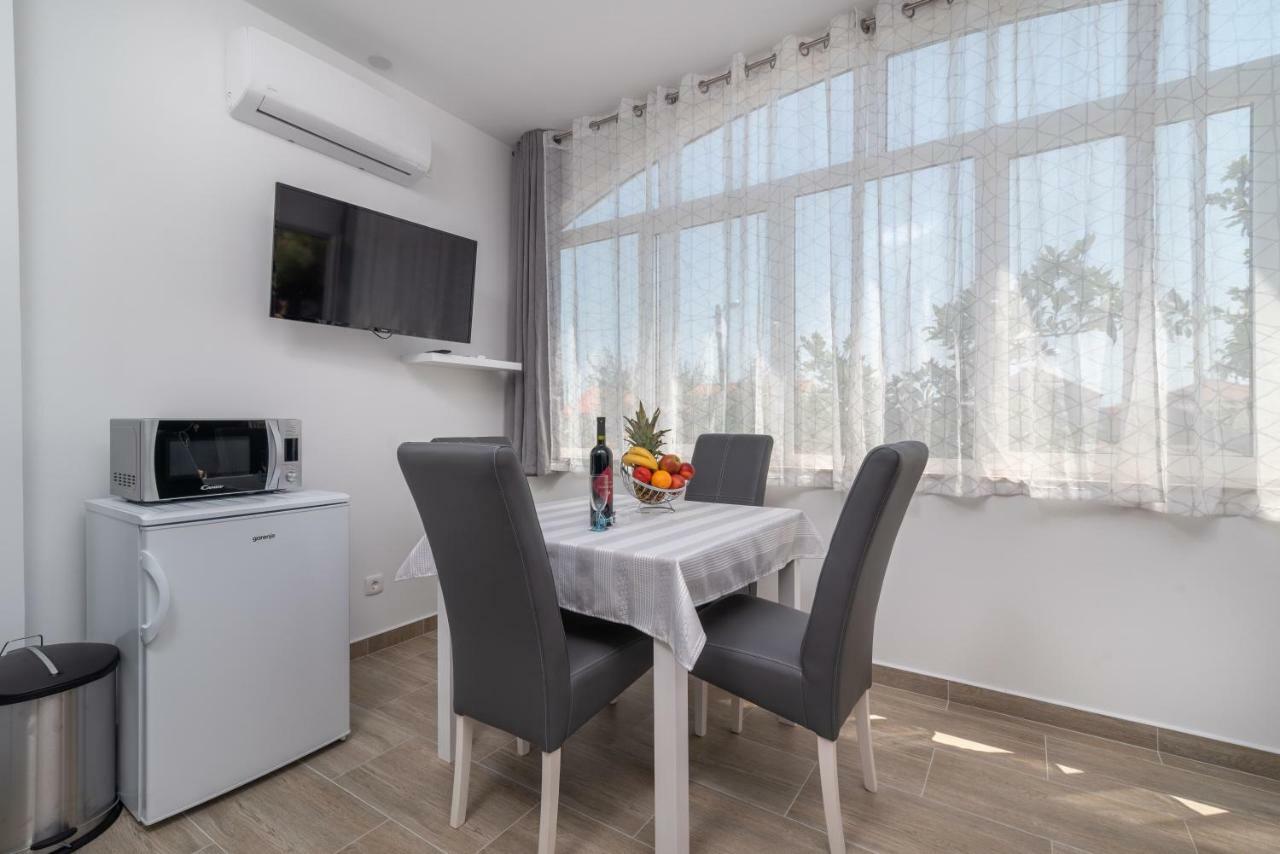 Apartman Niksi Трогір Екстер'єр фото