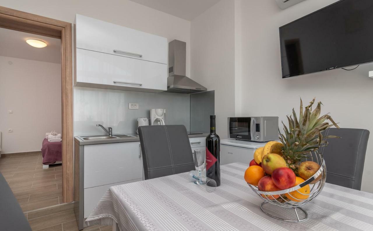Apartman Niksi Трогір Екстер'єр фото