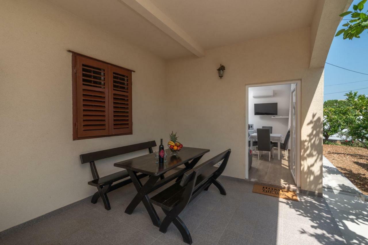 Apartman Niksi Трогір Екстер'єр фото